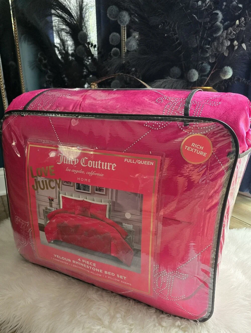 Juicy Couture Full/Queen Hot pink velour rhinestone bed set new